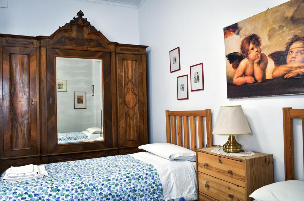 Chambre Double ou Lits Jumeaux avec Salle de Bains Privative Externe